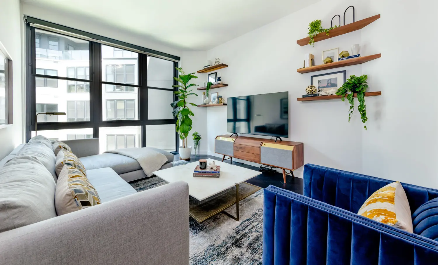 Downtown Austin Condo — gallery image 1